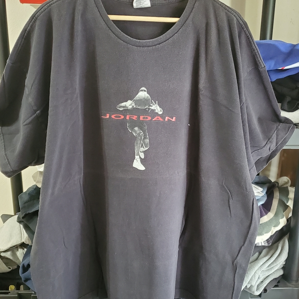 Vintage Air Jordan 12 tee
